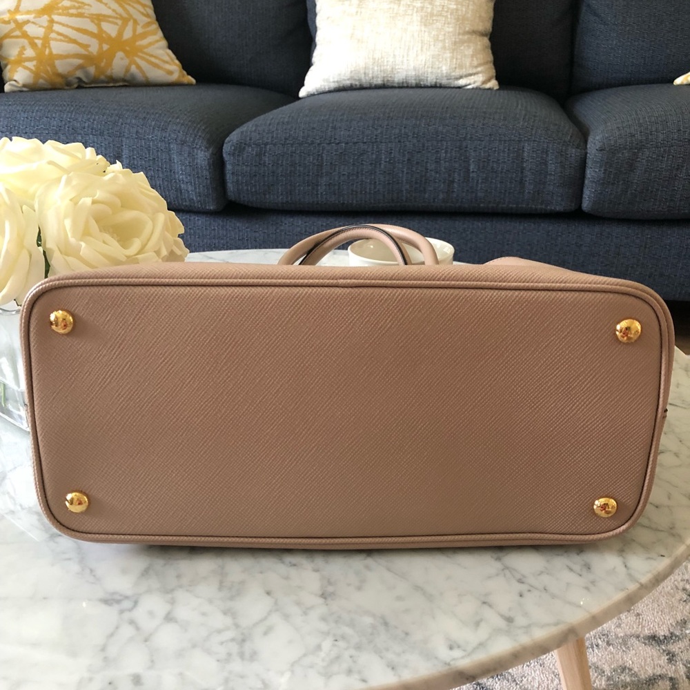 PRADA Saffiano Cuir Double  Bag in Cammeo - Picture 4 of 8